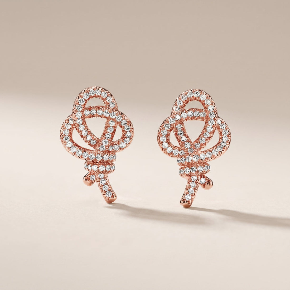 Keys Woven Pavé Diamonds Earrings