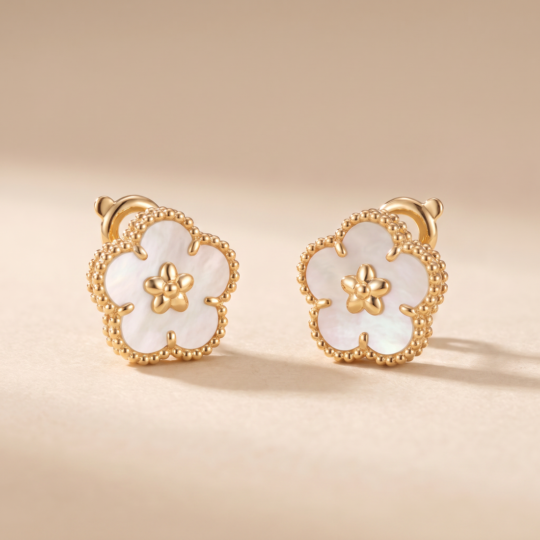 Spring Lucky Alhambra Blossom Motif Earrings